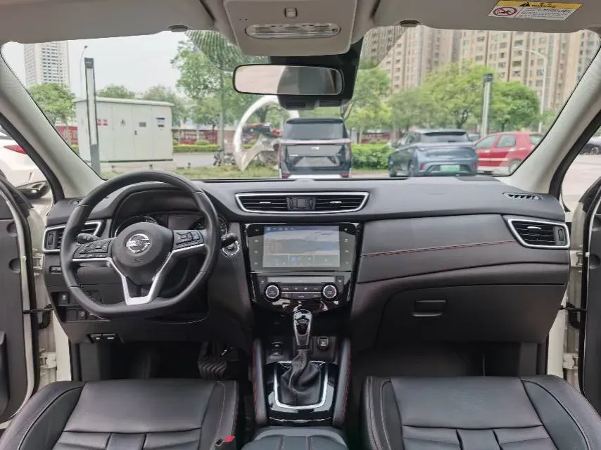 2021 Nissan Qashqai 2.0L 151HP L4 CVT,autocango,china used car exporter,china ev exporter,chinese used car exporter,chinese used ev exporter