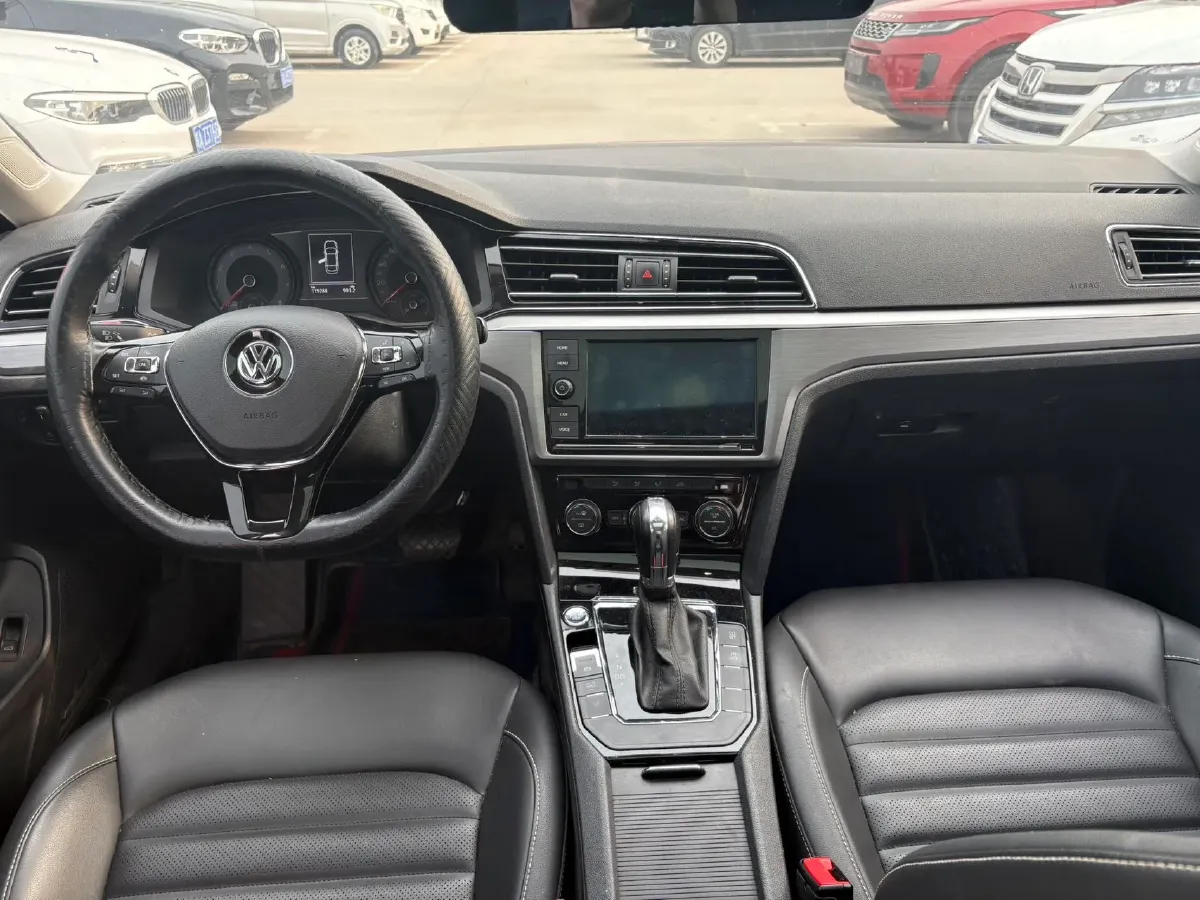 2019 Volkswagen Passat 1.4T 150HP L4 7DCT,autocango,china used car exporter,china ev exporter,chinese used car exporter,chinese used ev exporter