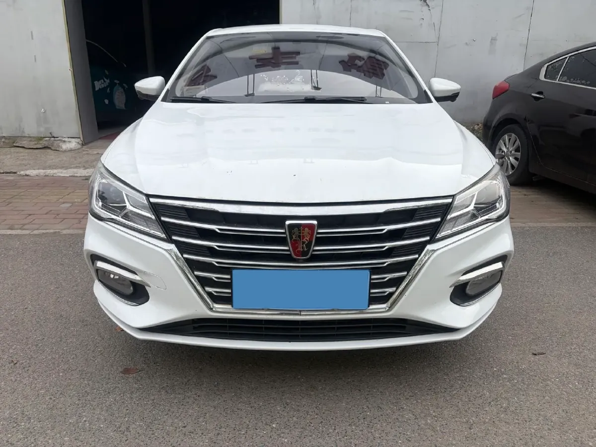 2020 Roewe i5 1.5L 120HP L4 CVT,autocango,china used car exporter,china ev exporter,chinese used car exporter,chinese used ev exporter