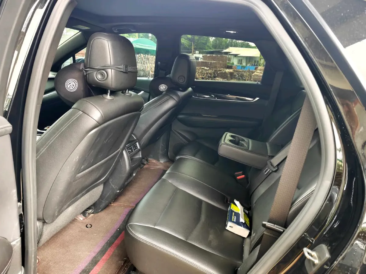 2022 Cadillac XT5 2.0T 237HP L4 9AT,autocango,china used car exporter,china ev exporter,chinese used car exporter,chinese used ev exporter