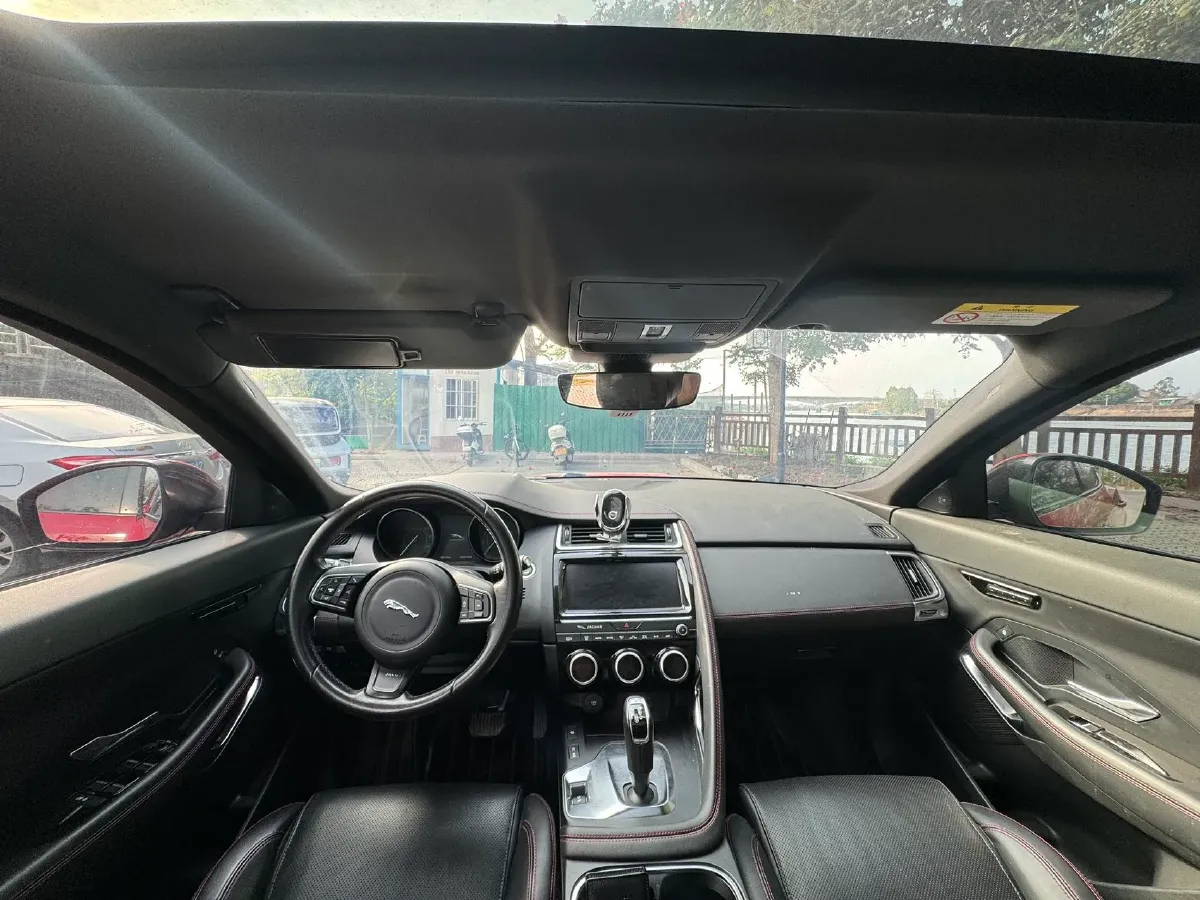 2018 Mercedes-Benz C Class 1.6T 156HP L4 9AT,autocango,china used car exporter,china ev exporter,chinese used car exporter,chinese used ev exporter