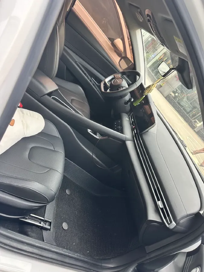 2022 Hyundai Elantra 1.5L 115HP L4 CVT,autocango,china used car exporter,china ev exporter,chinese used car exporter,chinese used ev exporter