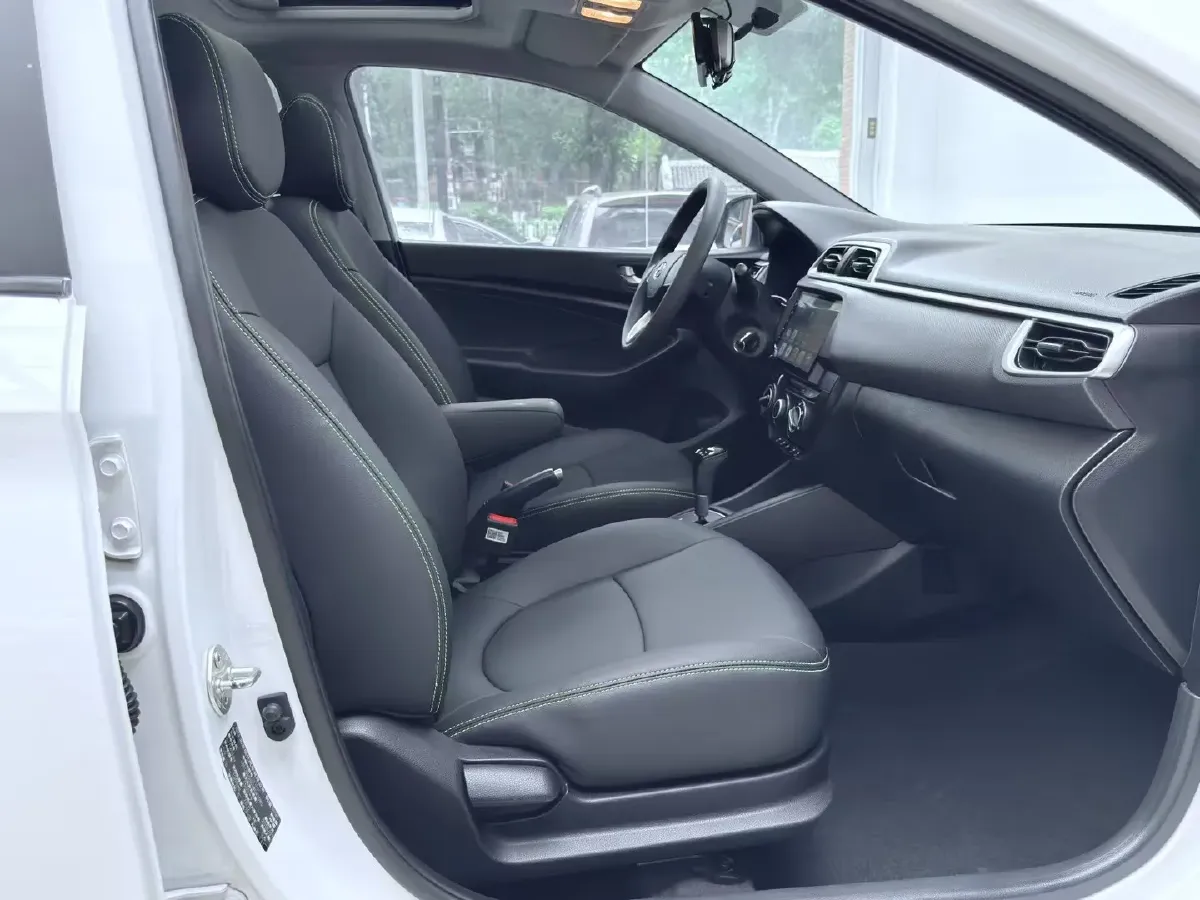 2017 Hyundai Reina 1.4L 95HP L4 4AT,autocango,china used car exporter,china ev exporter,chinese used car exporter,chinese used ev exporter