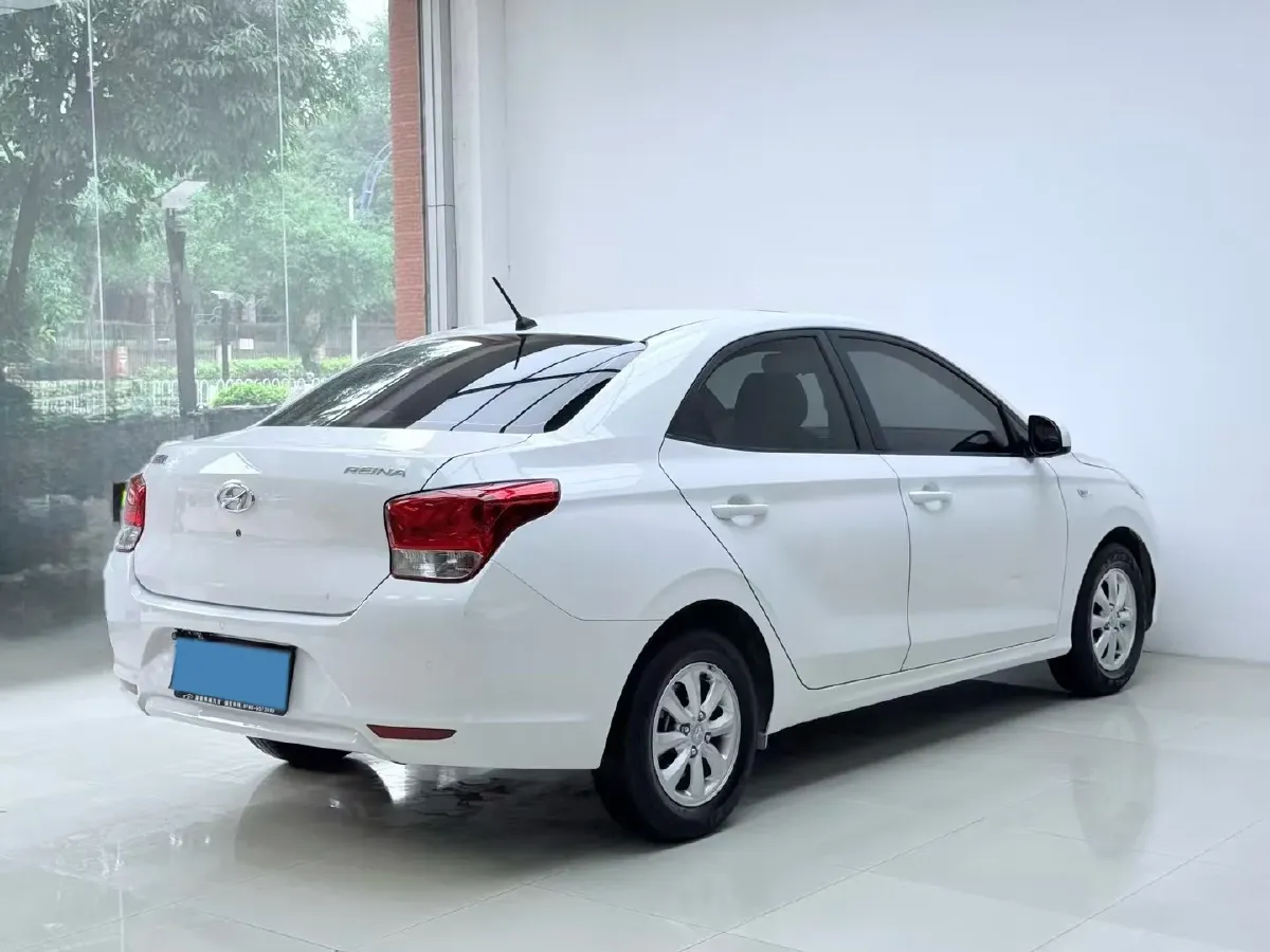 2017 Hyundai Reina 1.4L 95HP L4 4AT,autocango,china used car exporter,china ev exporter,chinese used car exporter,chinese used ev exporter