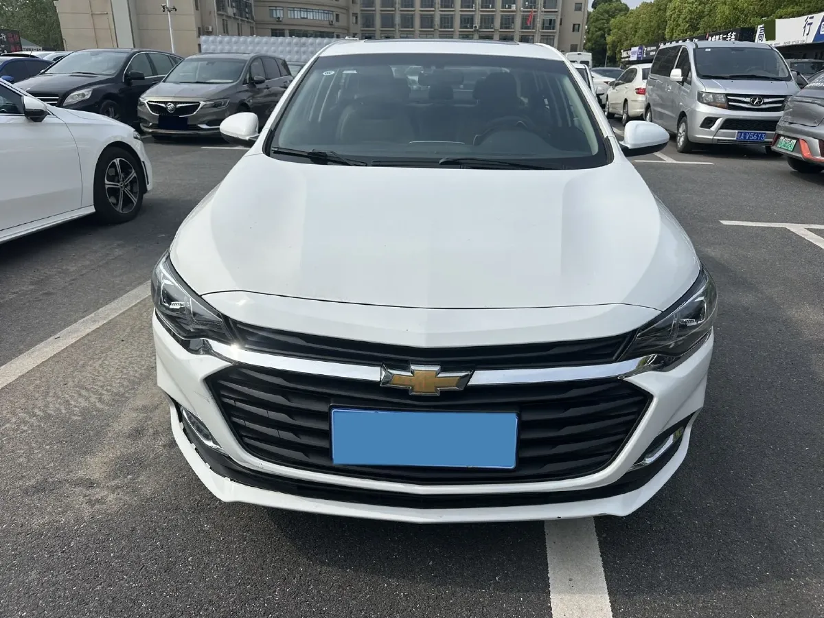 2022 Chevrolet Monza 1.5L 113HP L4 6AT,autocango,china used car exporter,china ev exporter,chinese used car exporter,chinese used ev exporter