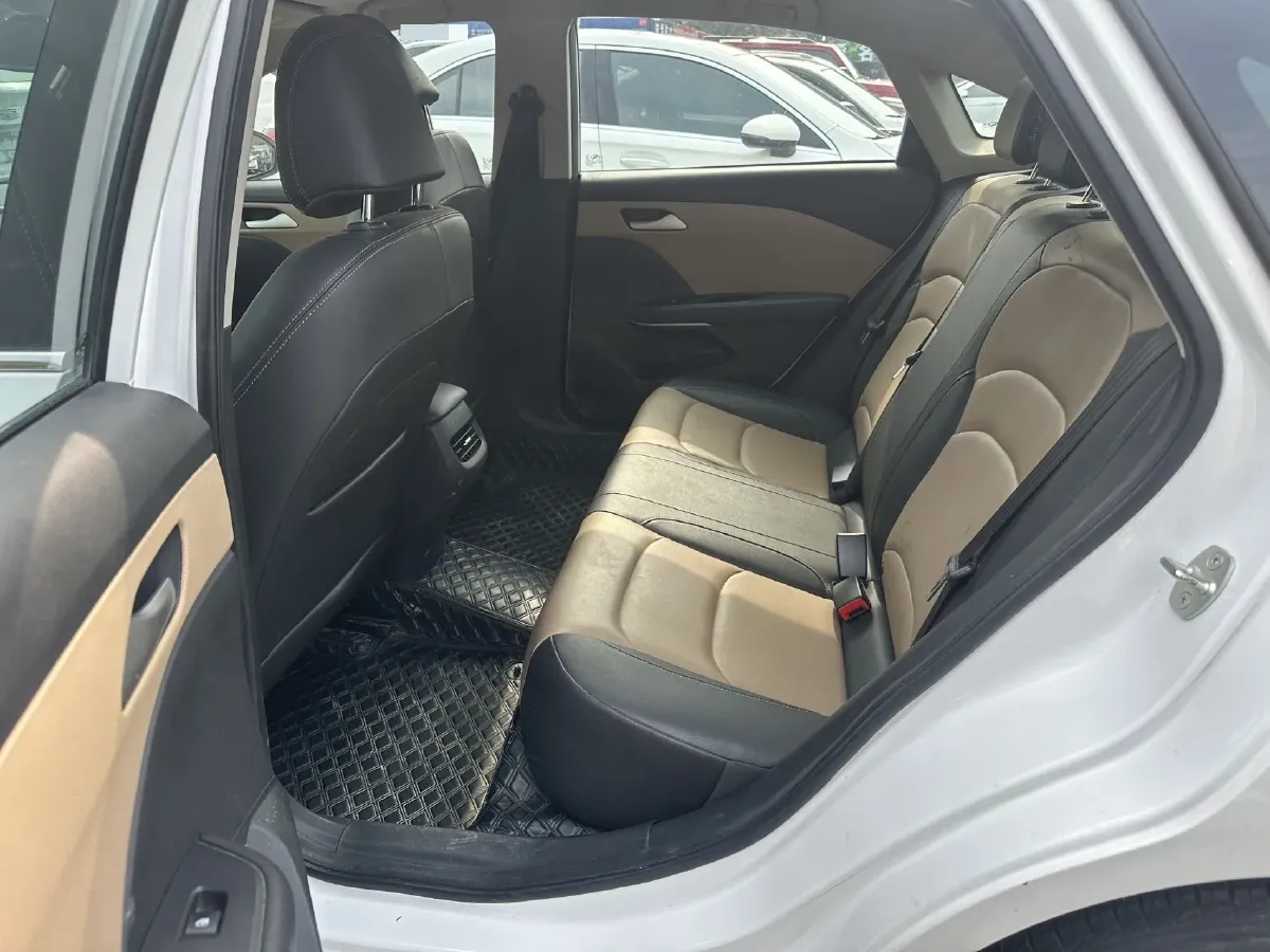 2022 Chevrolet Monza 1.5L 113HP L4 6AT,autocango,china used car exporter,china ev exporter,chinese used car exporter,chinese used ev exporter