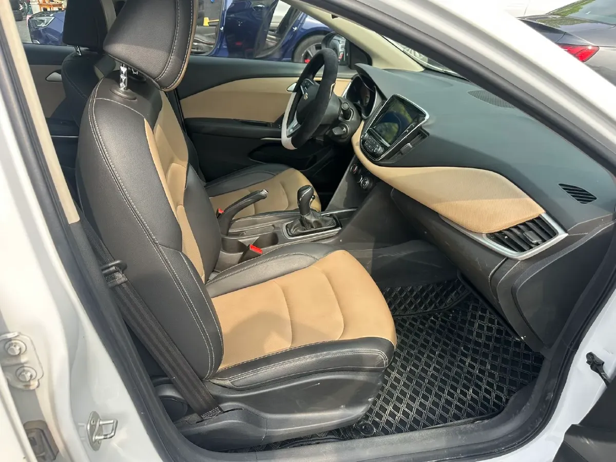 2022 Chevrolet Monza 1.5L 113HP L4 6AT,autocango,china used car exporter,china ev exporter,chinese used car exporter,chinese used ev exporter