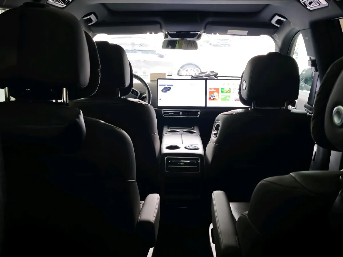 2023 Li L8 Range Extended 154HP REEV 40.9KWH,autocango,china used car exporter,china ev exporter,chinese used car exporter,chinese used ev exporter