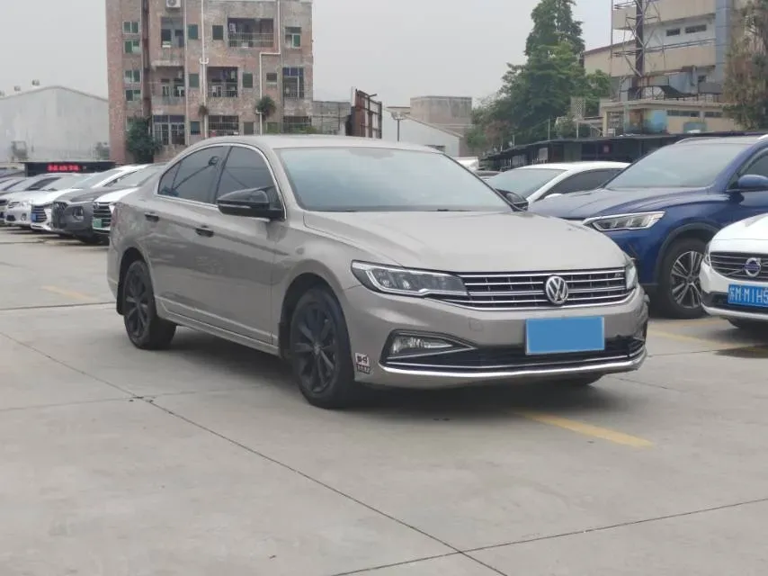 2019 Ford Focus 1.5T 184HP L3 8AT,autocango,china used car exporter,china ev exporter,chinese used car exporter,chinese used ev exporter