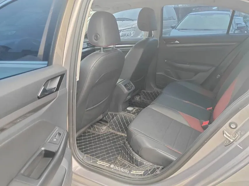 2019 Ford Focus 1.5T 184HP L3 8AT,autocango,china used car exporter,china ev exporter,chinese used car exporter,chinese used ev exporter