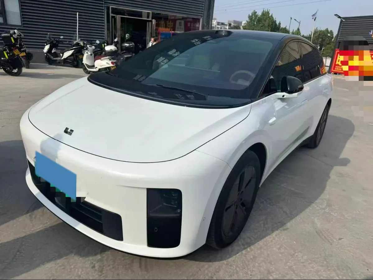 2025 Li i6 BEV,autocango,china used car exporter,china ev exporter,chinese used car exporter,chinese used ev exporter