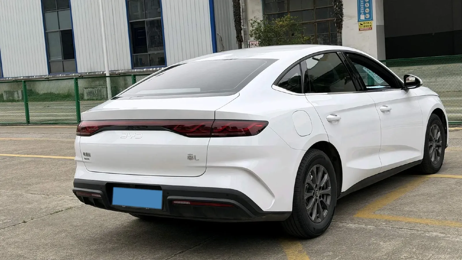 2024 BYD QinL 1.5L 101HP L4 E-CVT PHEV 10.08KWH,autocango,china used car exporter,china ev exporter,chinese used car exporter,chinese used ev exporter