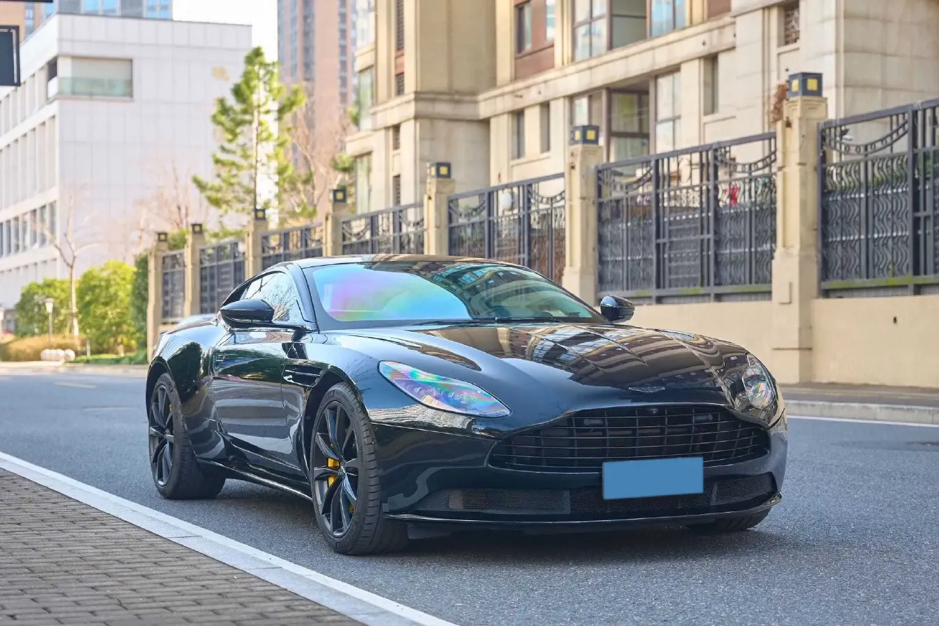2020 Aston Martin DB11 4.0T 510HP V8 8AT,autocango,china used car exporter,china ev exporter,chinese used car exporter,chinese used ev exporter