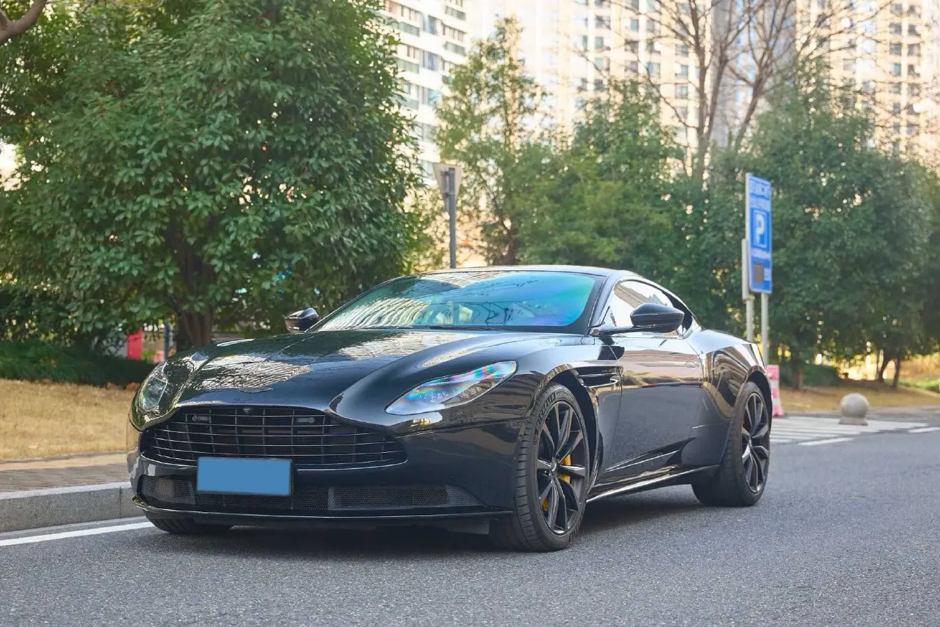 2020 Aston Martin DB11 4.0T 510HP V8 8AT,autocango,china used car exporter,china ev exporter,chinese used car exporter,chinese used ev exporter