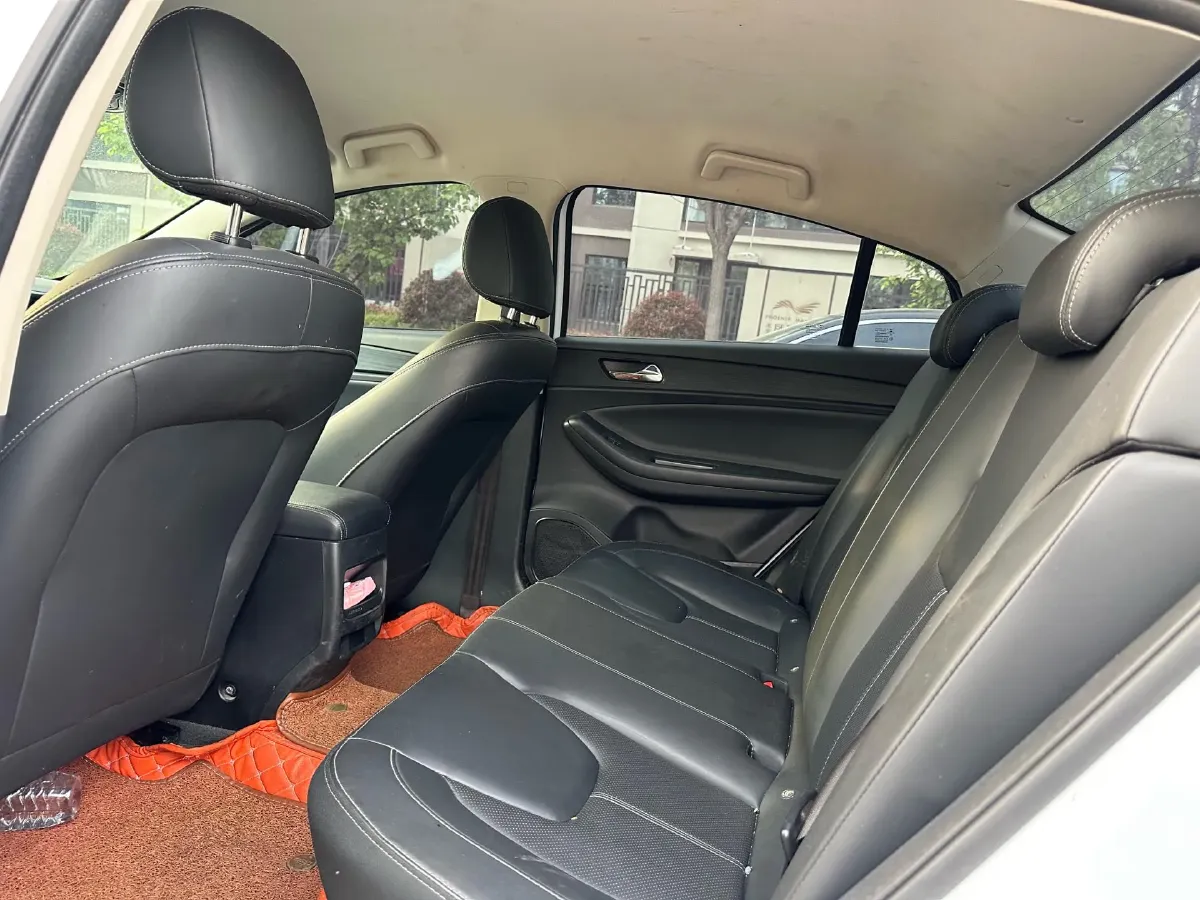 2021 Chery Arrizo 5 1.5L 116HP L4 5MT,autocango,china used car exporter,china ev exporter,chinese used car exporter,chinese used ev exporter