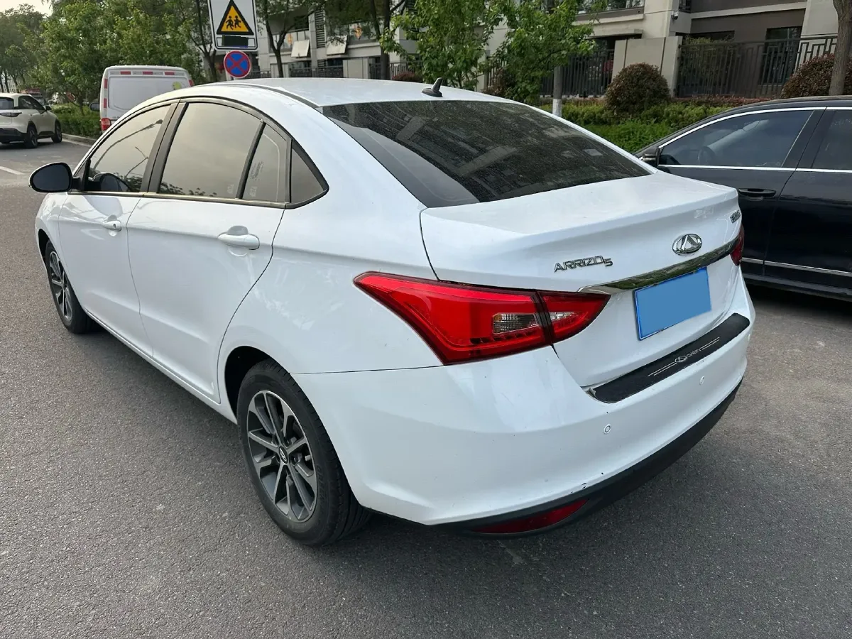 2021 Chery Arrizo 5 1.5L 116HP L4 5MT,autocango,china used car exporter,china ev exporter,chinese used car exporter,chinese used ev exporter