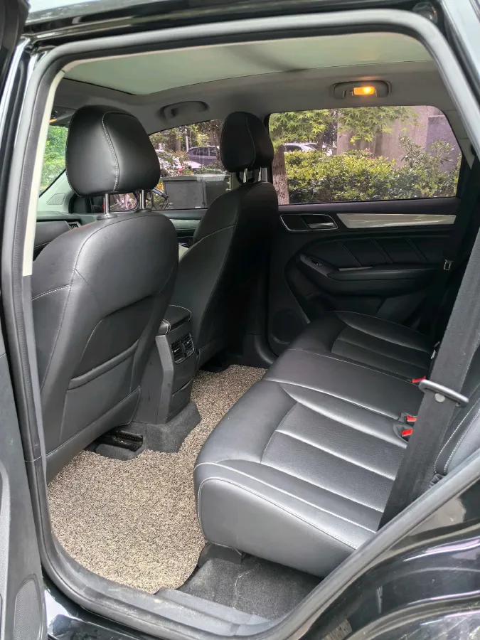 2018 Roewe RX5 1.5T 169HP L4 7DCT,autocango,china used car exporter,china ev exporter,chinese used car exporter,chinese used ev exporter