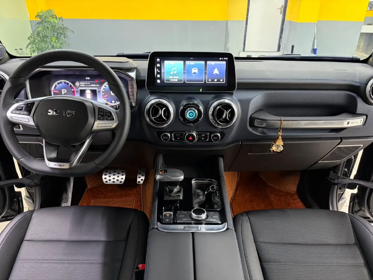 2024 Beijing BJ40 2.0T 163HP L4 8AT,autocango,china used car exporter,china ev exporter,chinese used car exporter,chinese used ev exporter