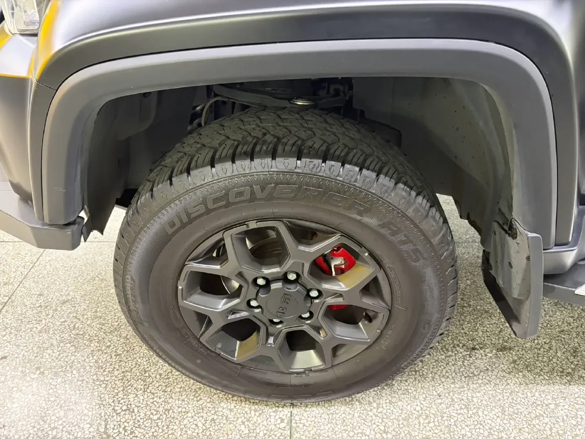 2024 Beijing BJ40 2.0T 163HP L4 8AT,autocango,china used car exporter,china ev exporter,chinese used car exporter,chinese used ev exporter