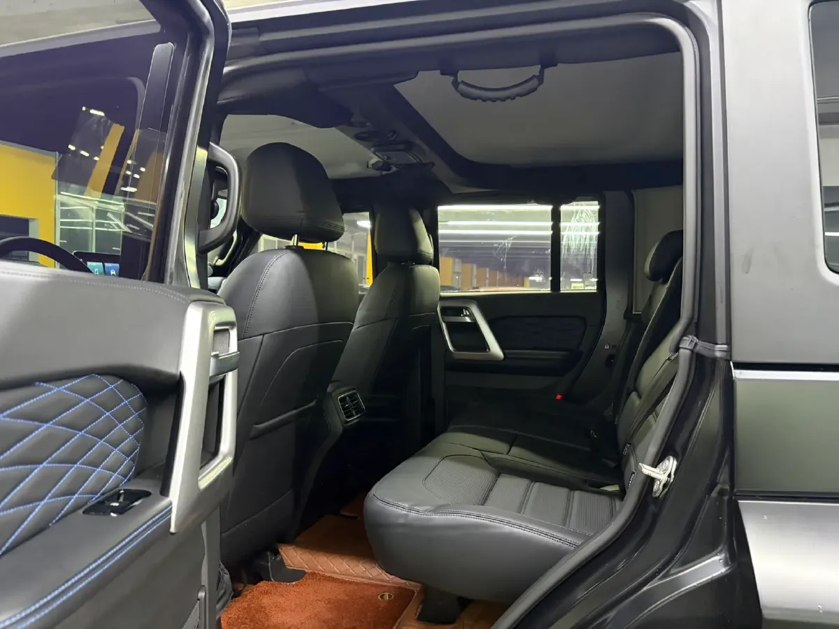 2024 Beijing BJ40 2.0T 163HP L4 8AT,autocango,china used car exporter,china ev exporter,chinese used car exporter,chinese used ev exporter