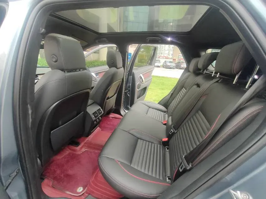 2020 Land Rover Discovery Sport 2.0T 249HP L4 9AT,autocango,china used car exporter,china ev exporter,chinese used car exporter,chinese used ev exporter