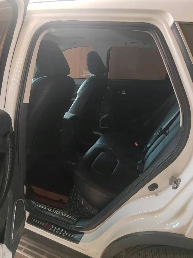 2019 Bestune X40 1.6L 114HP L4 5MT,autocango,china used car exporter,china ev exporter,chinese used car exporter,chinese used ev exporter