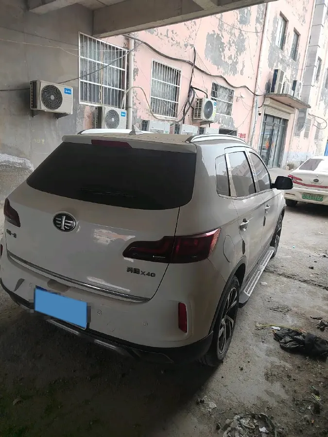 2019 Bestune X40 1.6L 114HP L4 5MT,autocango,china used car exporter,china ev exporter,chinese used car exporter,chinese used ev exporter