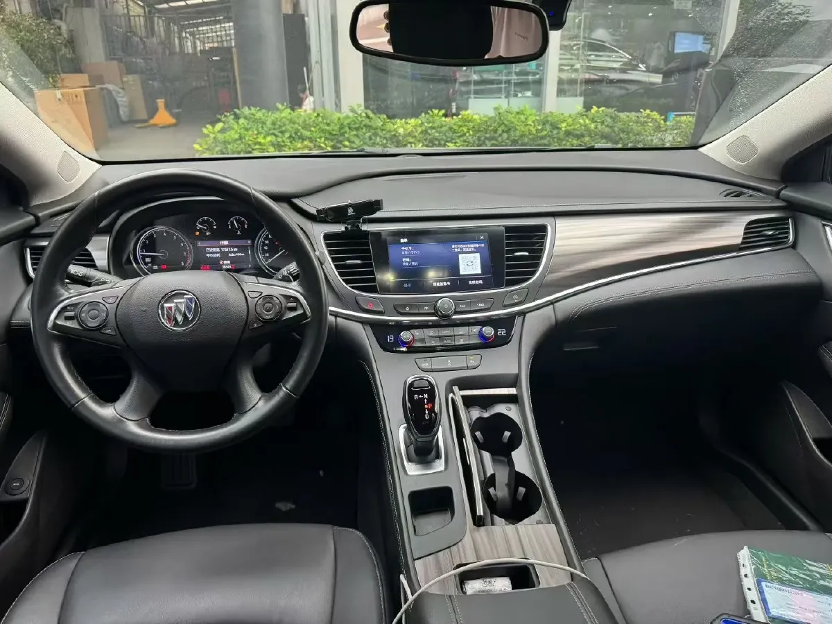 2022 Buick Larcosse 2.0T 237HP L4 9AT,autocango,china used car exporter,china ev exporter,chinese used car exporter,chinese used ev exporter