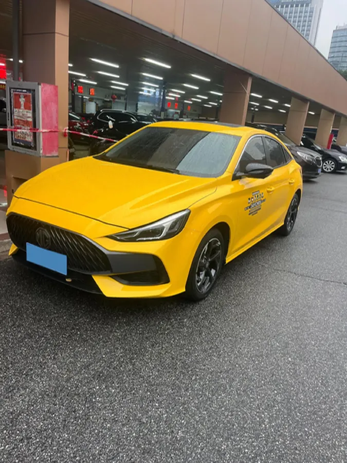 2022 MG 5 1.5T 173HP L4 7DCT,autocango,china used car exporter,china ev exporter,chinese used car exporter,chinese used ev exporter