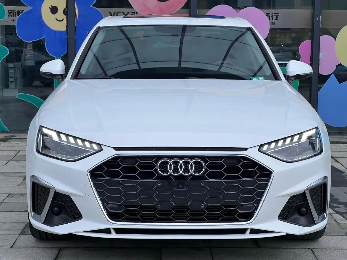 2020 Audi A4L 2.0T 190HP L4 7DCT,autocango,china used car exporter,china ev exporter,chinese used car exporter,chinese used ev exporter