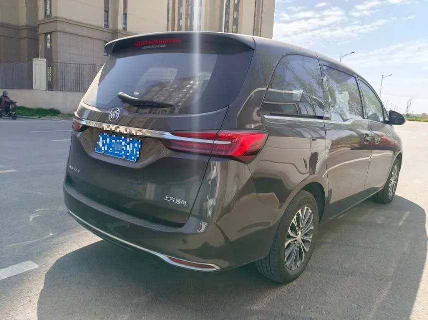 2021 Buick GL8 2.0T 237HP L4 9AT,autocango,china used car exporter,china ev exporter,chinese used car exporter,chinese used ev exporter