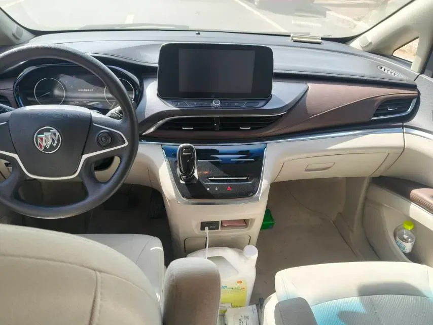 2021 Buick GL8 2.0T 237HP L4 9AT,autocango,china used car exporter,china ev exporter,chinese used car exporter,chinese used ev exporter