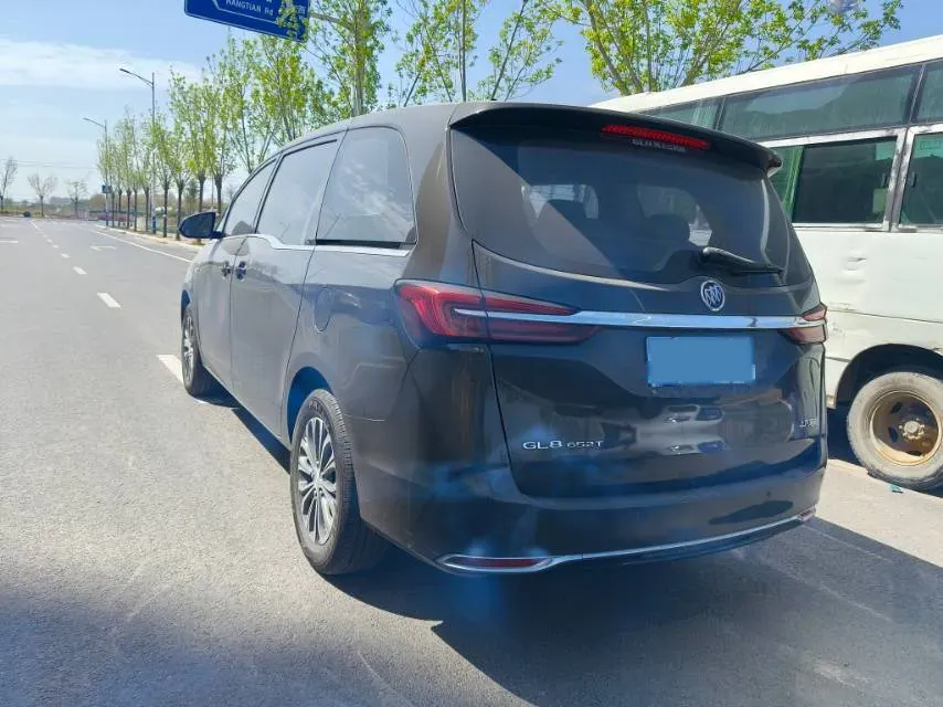 2021 Buick GL8 2.0T 237HP L4 9AT,autocango,china used car exporter,china ev exporter,chinese used car exporter,chinese used ev exporter