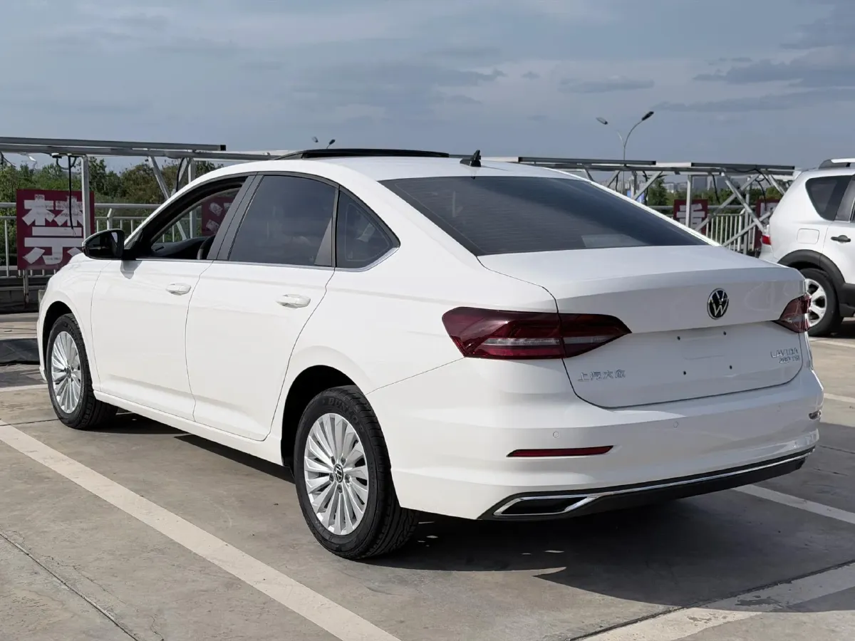 2021 Volkswagen Lavida 1.4T 150HP L4 7DCT,autocango,china used car exporter,china ev exporter,chinese used car exporter,chinese used ev exporter