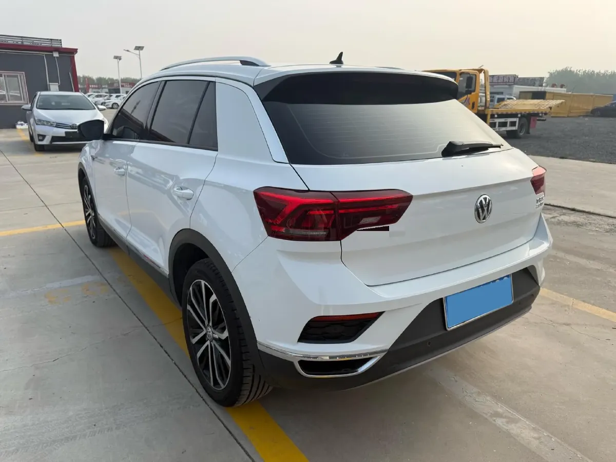 2019 Volkswagen T-Roc 1.4T 150HP L4 7DCT,autocango,china used car exporter,china ev exporter,chinese used car exporter,chinese used ev exporter