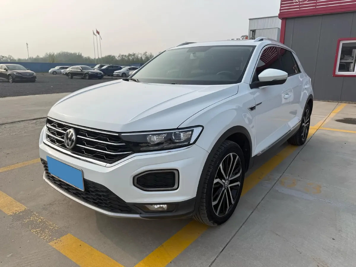 2019 Volkswagen T-Roc 1.4T 150HP L4 7DCT,autocango,china used car exporter,china ev exporter,chinese used car exporter,chinese used ev exporter