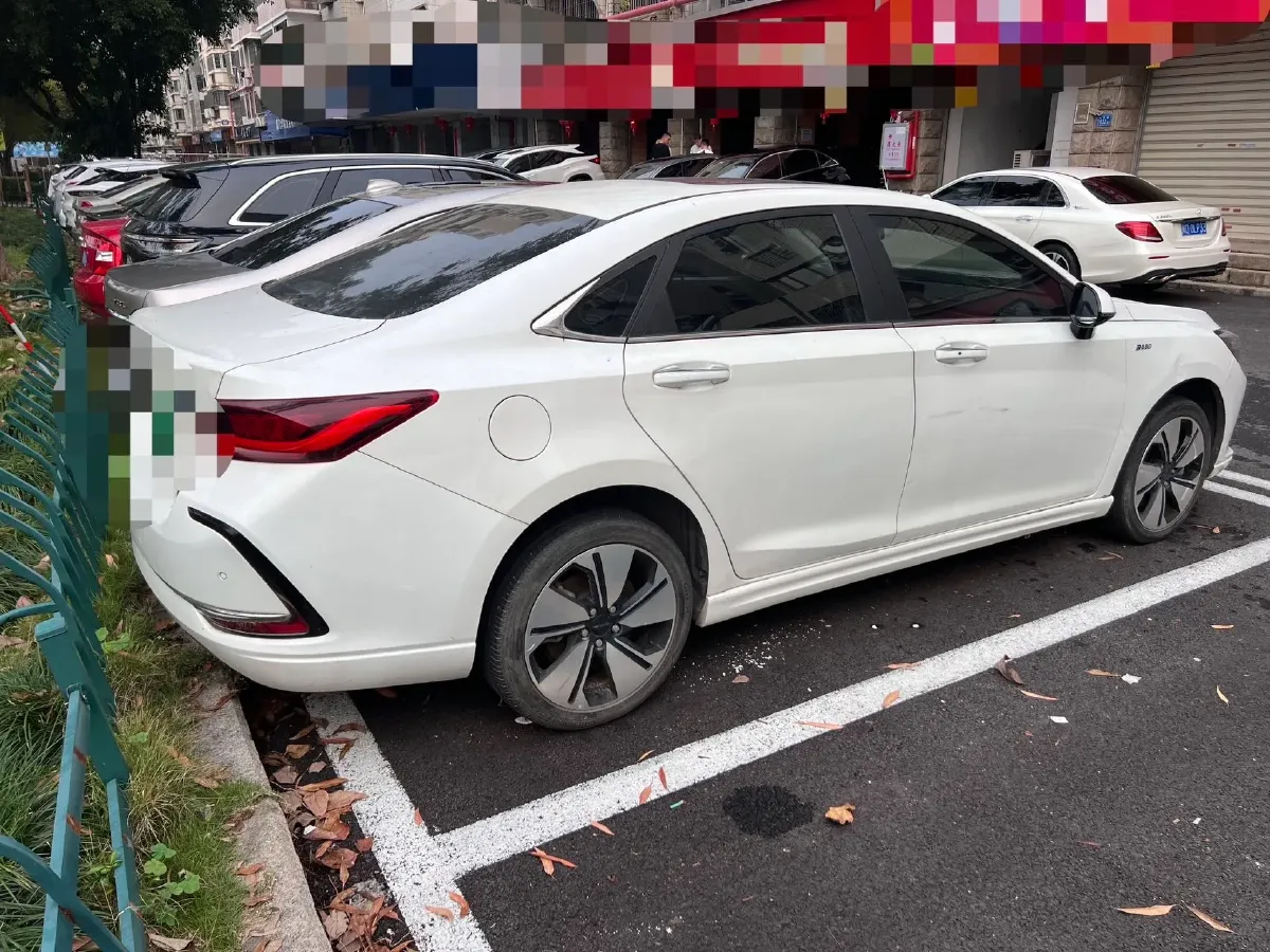 2019 BeiJing Auto EU7 BEV 60.225KWH,autocango,china used car exporter,china ev exporter,chinese used car exporter,chinese used ev exporter
