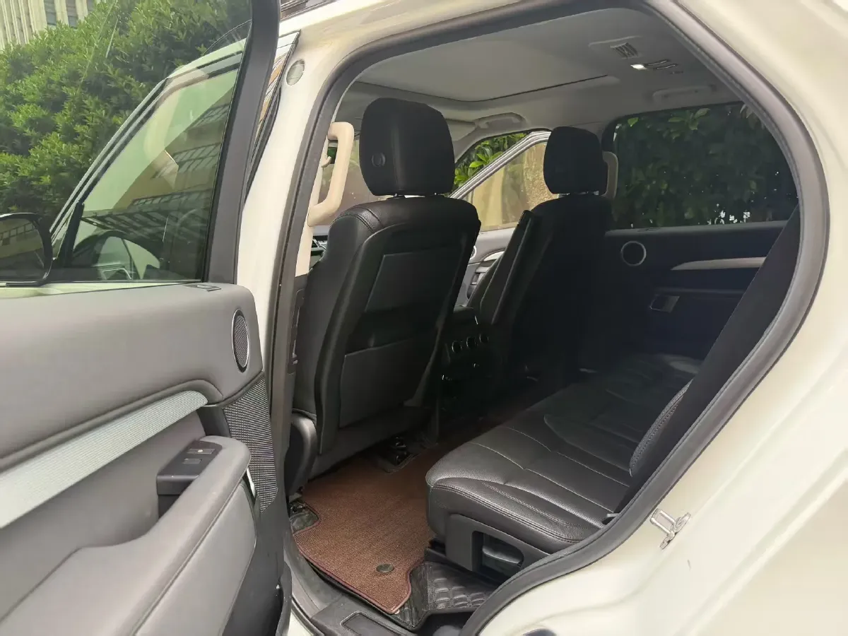 2020 Land Rover Discovery 3.0T 340HP V6 8AT,autocango,china used car exporter,china ev exporter,chinese used car exporter,chinese used ev exporter