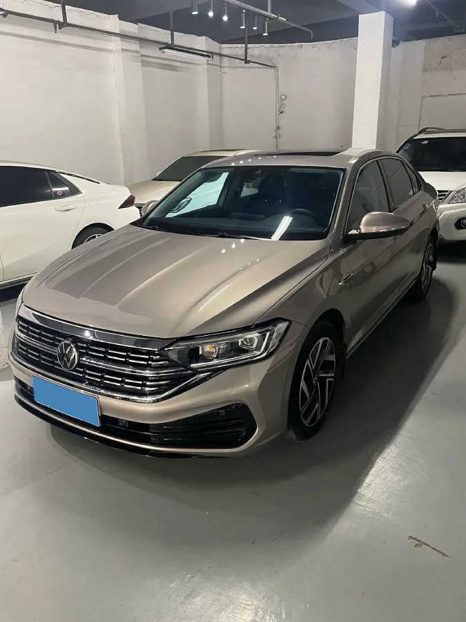 2023 Volkswagen Sagitar 1.5T 160HP L4 7DCT,autocango,china used car exporter,china ev exporter,chinese used car exporter,chinese used ev exporter