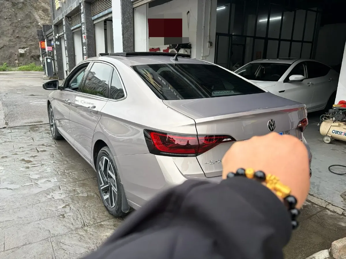 2023 Volkswagen Sagitar 1.5T 160HP L4 7DCT,autocango,china used car exporter,china ev exporter,chinese used car exporter,chinese used ev exporter