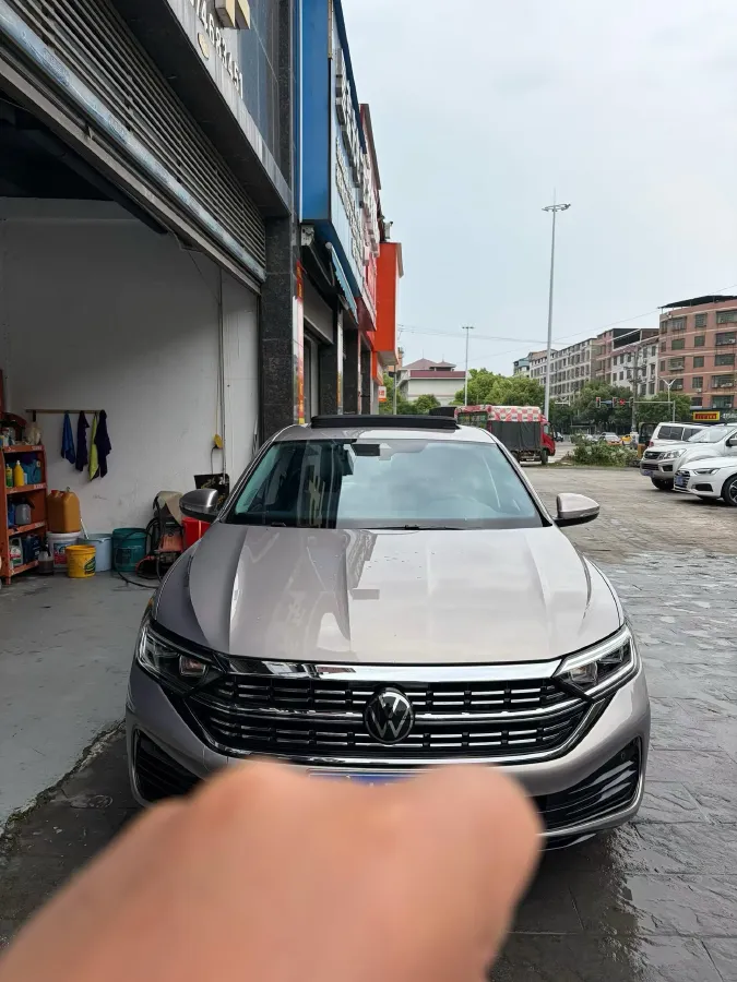 2023 Volkswagen Sagitar 1.5T 160HP L4 7DCT,autocango,china used car exporter,china ev exporter,chinese used car exporter,chinese used ev exporter