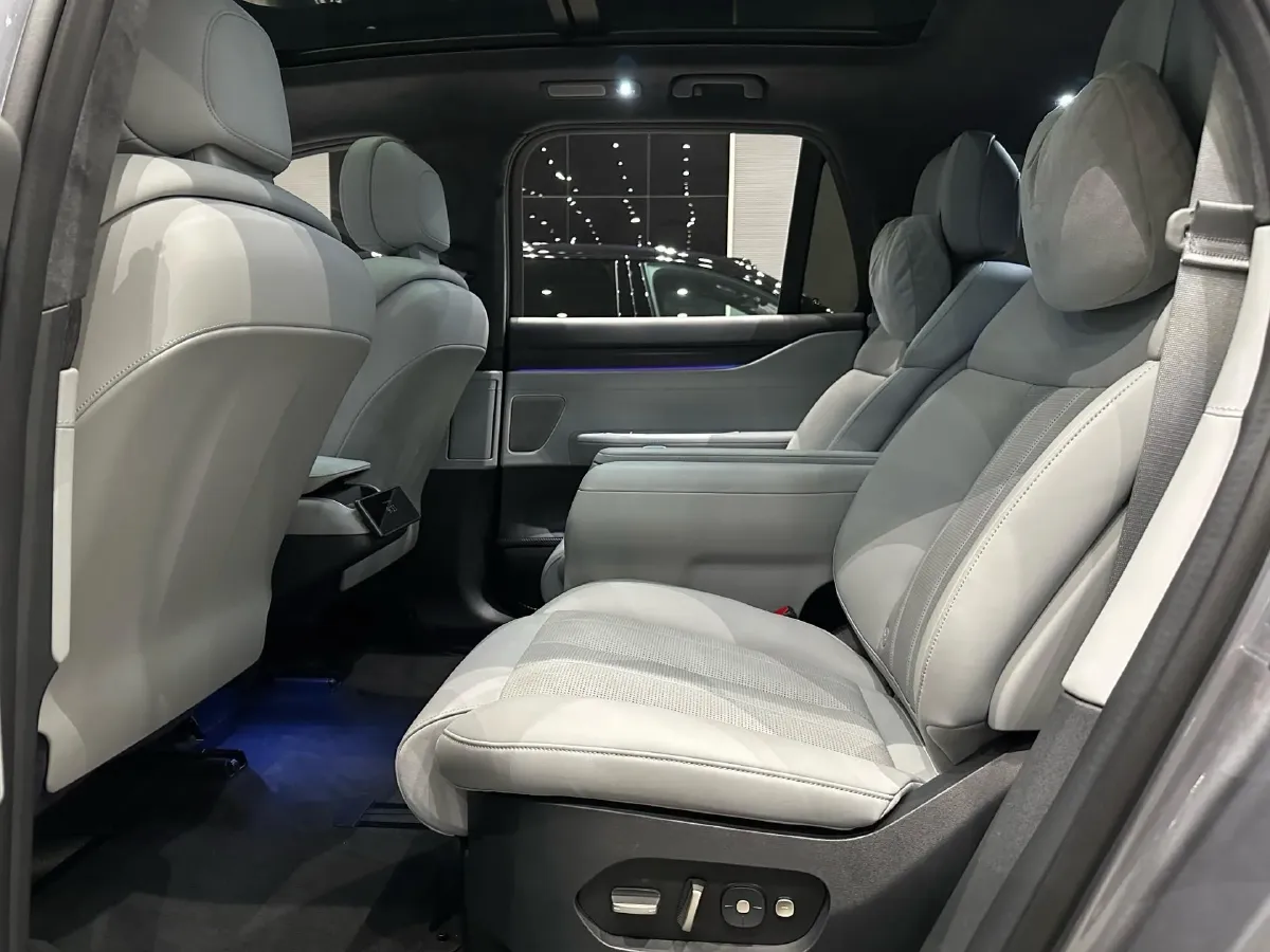 2024 NIO ES8 BEV 75KWH,autocango,china used car exporter,china ev exporter,chinese used car exporter,chinese used ev exporter