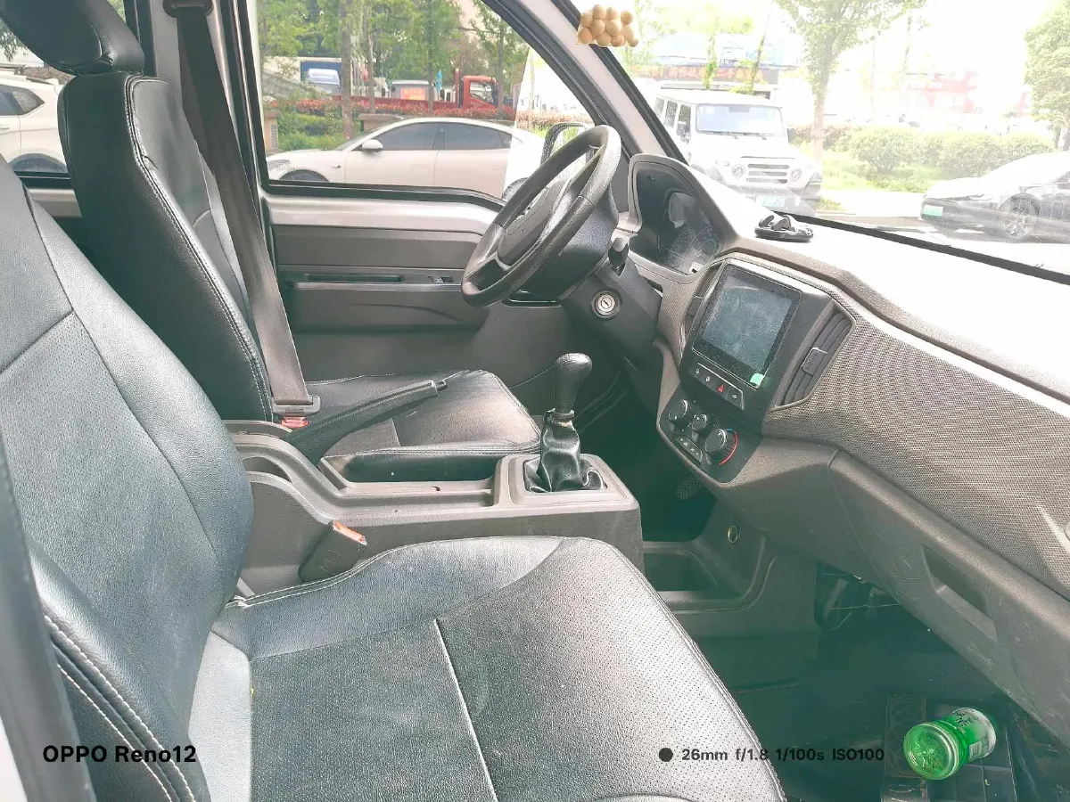 2021 WuLing RongGuang New Truck 1.8L 125HP L4 5MT,autocango,china used car exporter,china ev exporter,chinese used car exporter,chinese used ev exporter