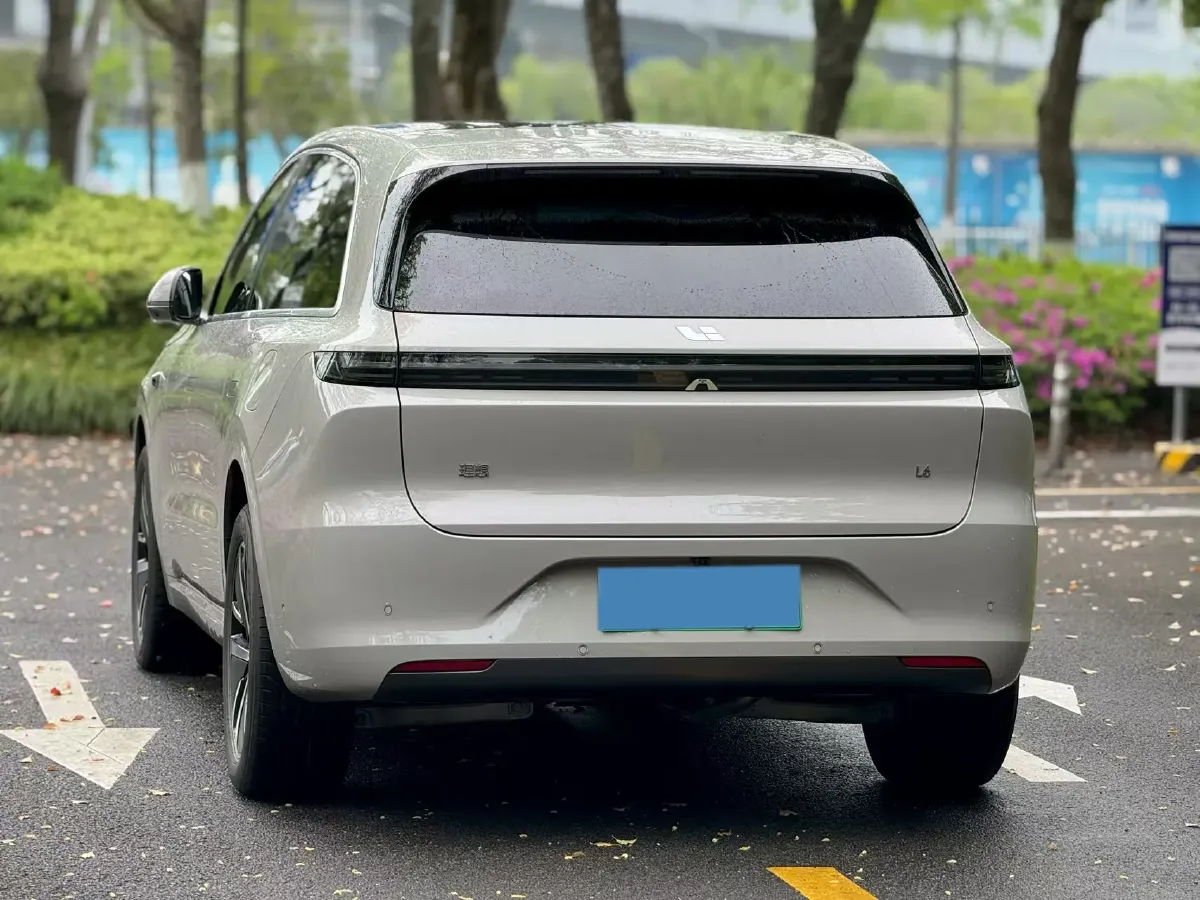 2024 Li L6 Range Extended 154HP L4 REEV 36.8KWH,autocango,china used car exporter,china ev exporter,chinese used car exporter,chinese used ev exporter