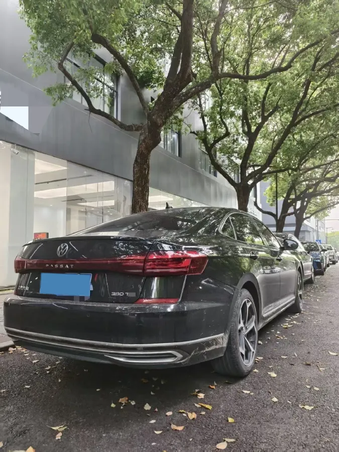 2024 Volkswagen Passat 2.0T 220HP L4 7DCT,autocango,china used car exporter,china ev exporter,chinese used car exporter,chinese used ev exporter