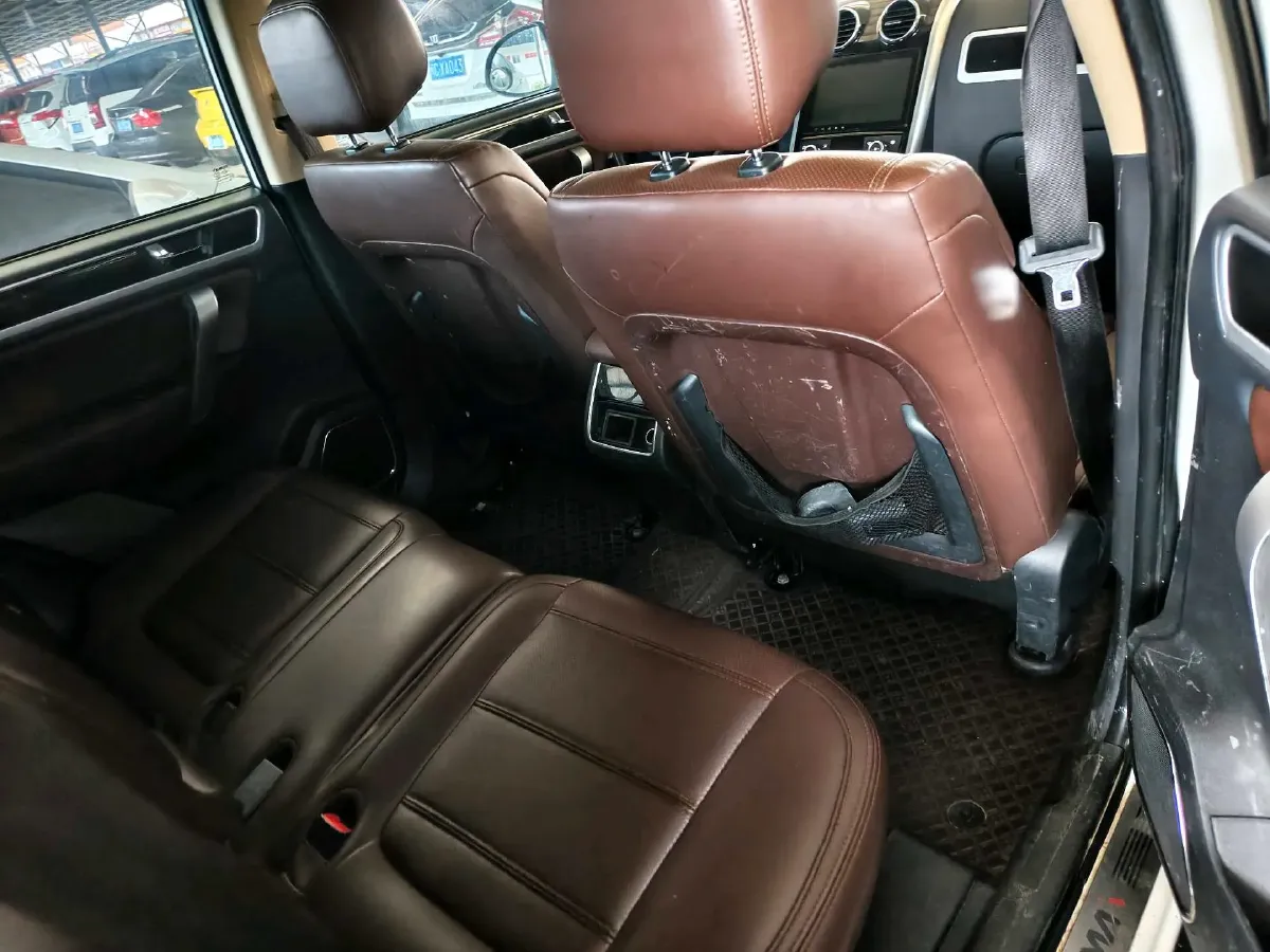 2017 Yema T70 1.5T 156HP L4 5MT,autocango,china used car exporter,china ev exporter,chinese used car exporter,chinese used ev exporter