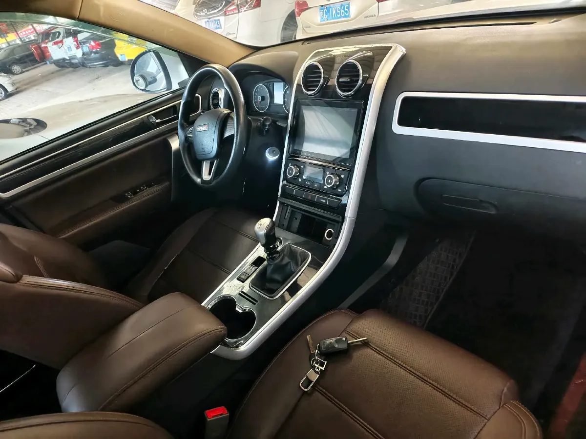 2017 Yema T70 1.5T 156HP L4 5MT,autocango,china used car exporter,china ev exporter,chinese used car exporter,chinese used ev exporter