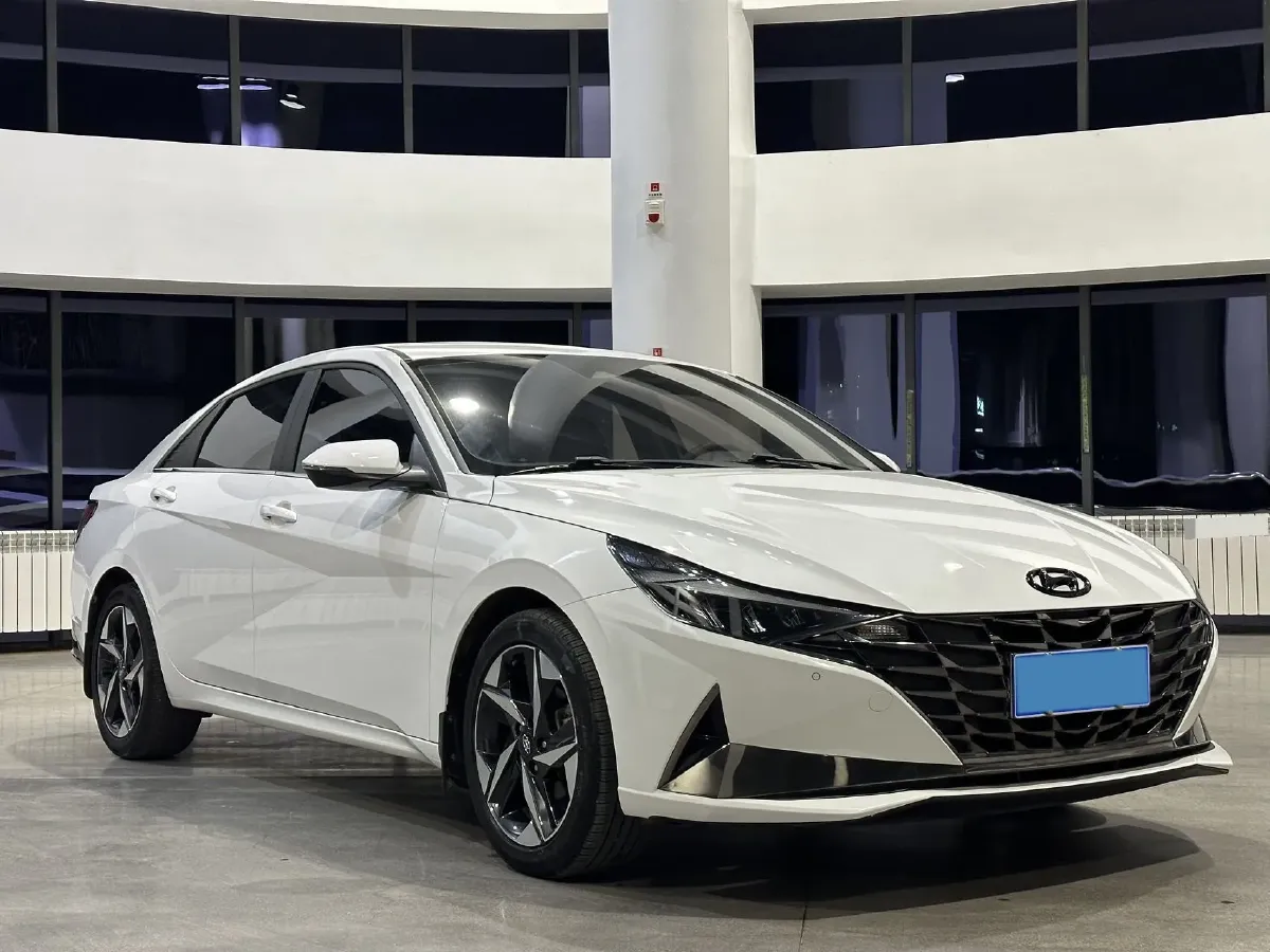 2021 Hyundai Elantra 1.5L 115HP L4 CVT,autocango,china used car exporter,china ev exporter,chinese used car exporter,chinese used ev exporter