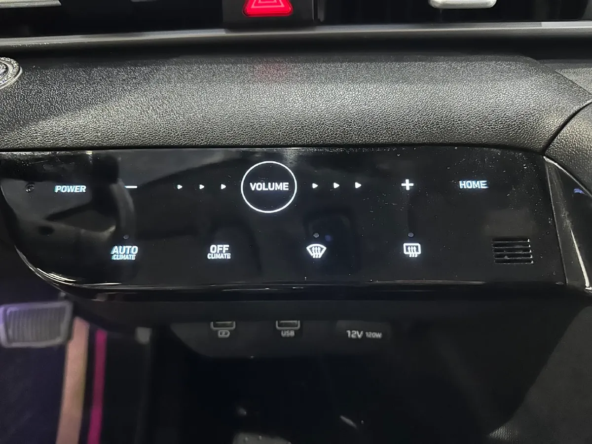 2021 Hyundai Elantra 1.5L 115HP L4 CVT,autocango,china used car exporter,china ev exporter,chinese used car exporter,chinese used ev exporter