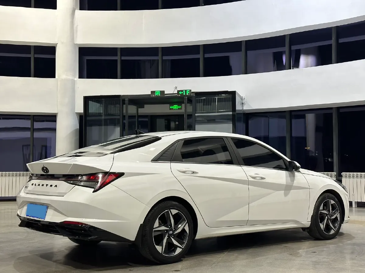 2021 Hyundai Elantra 1.5L 115HP L4 CVT,autocango,china used car exporter,china ev exporter,chinese used car exporter,chinese used ev exporter